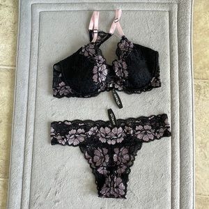 Adore Me Bra and Panty set. Size 34C Bra. Size S Panty.